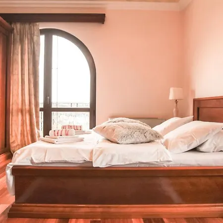 Leonarda Apartment