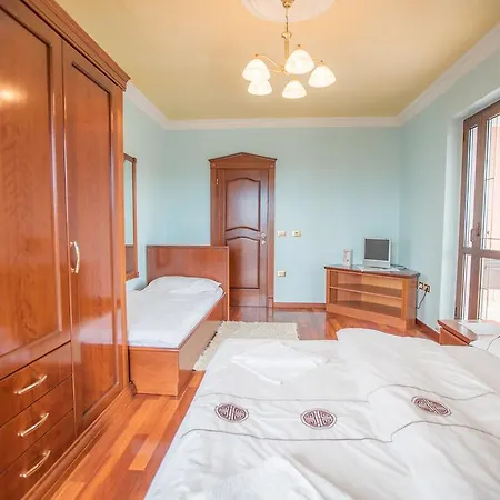 Leonarda Apartman