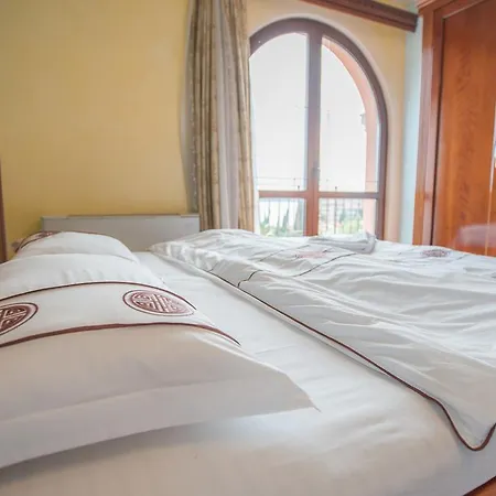 Leonarda Apartman *
